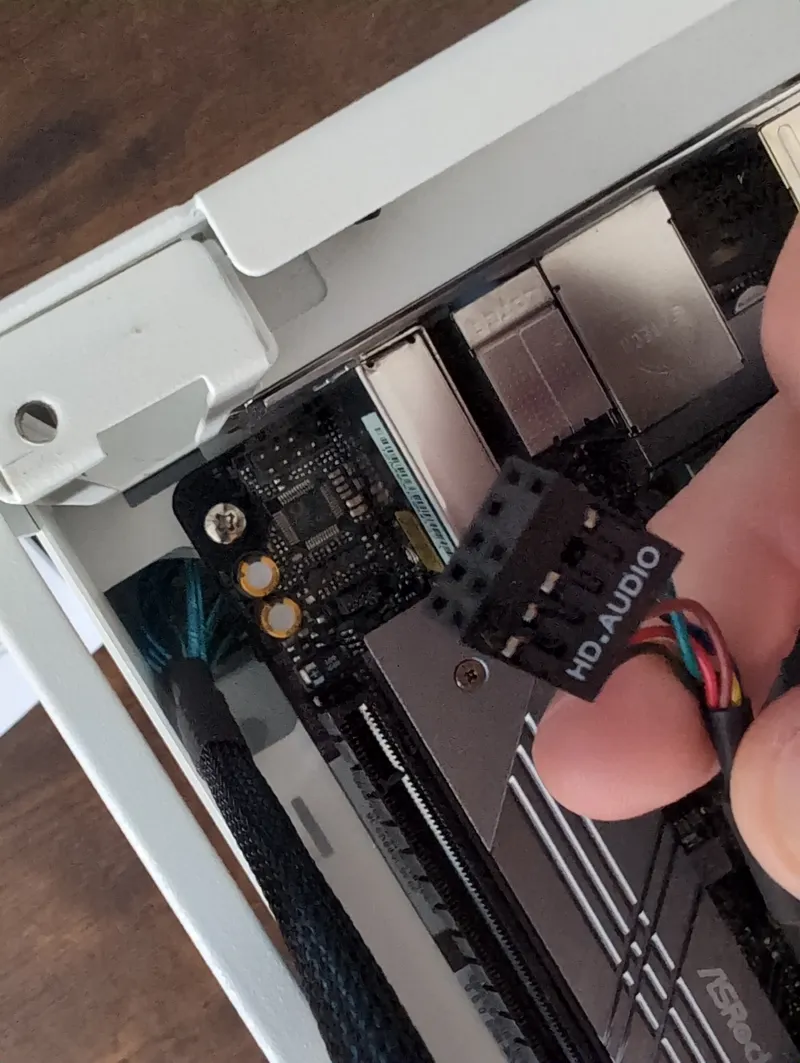 Jonsbo N2 HD Audio connector